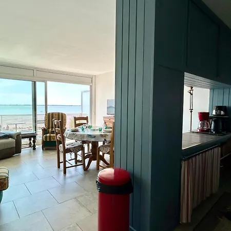 Appt Avec Vue Exceptionnelle Sur La Baie + Garage